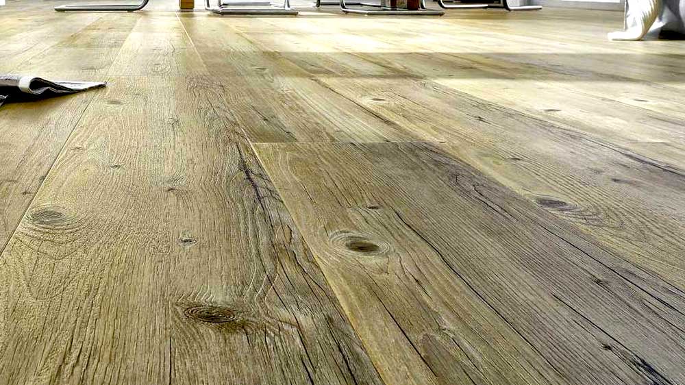 waterproof vinyl plank flooring